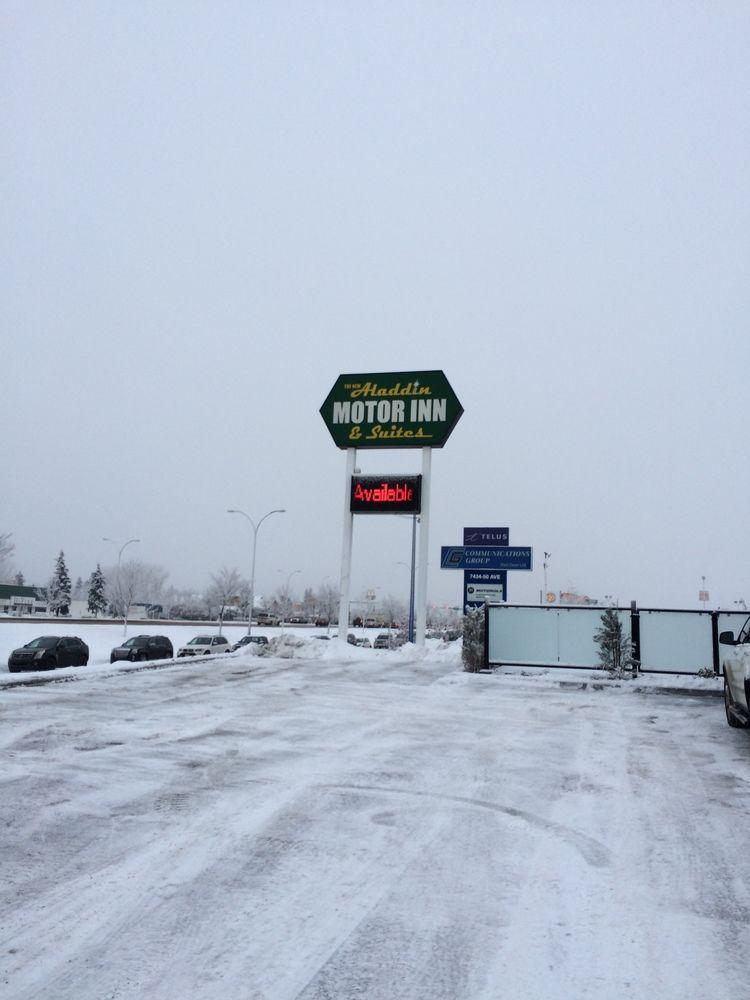 Red Deer Inn & Suites Extérieur photo